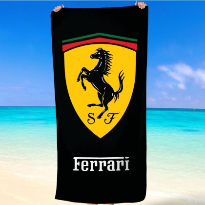 Плажна кърпа с логото на Ferrari